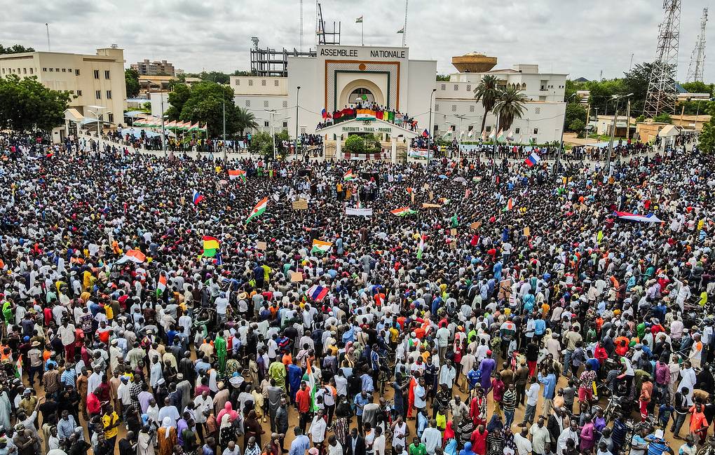 Thousands of anti-sanctions protestors gather in support of the putschist soldiers in the capital Niamey, Niger REUTERS/Mahamadou Hamidou